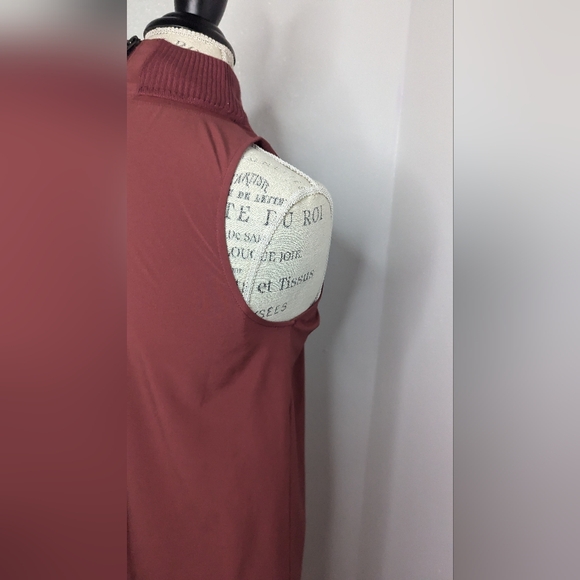 Athleta| INITIATIVE DRESS - Picture 4 of 11